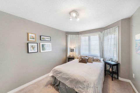 Photo 31 at 15 Shaina Court, Painswick South, Barrie