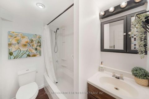Photo 40 at 15 Shaina Court, Painswick South, Barrie