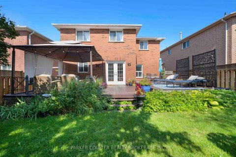 Photo 46 at 15 Shaina Court, Painswick South, Barrie