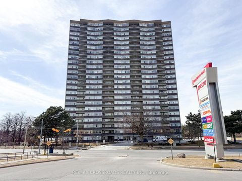 Photo 1 at 606 - 3151 Bridletowne Circle, L'Amoreaux, Toronto