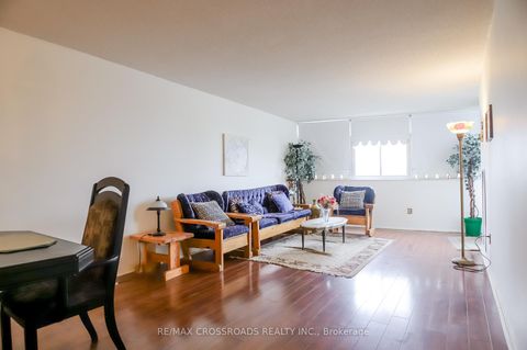 Photo 10 at 606 - 3151 Bridletowne Circle, L'Amoreaux, Toronto