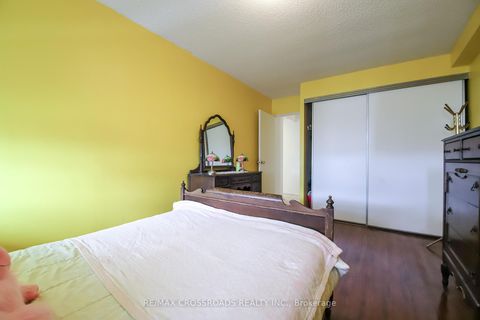 Photo 27 at 606 - 3151 Bridletowne Circle, L'Amoreaux, Toronto