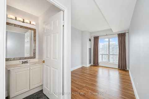 Photo 7 at PH103 - 8 Lee Centre Drive, Woburn, Toronto