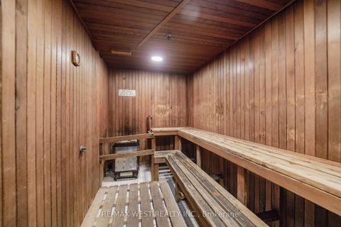 Photo 11 at PH103 - 8 Lee Centre Drive, Woburn, Toronto