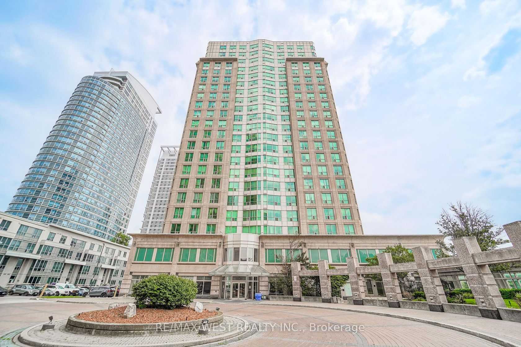 PH103 - 8 Lee Centre Drive, Woburn, Toronto photo 5
