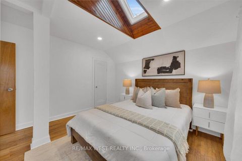 Photo 13 at 73 Seventeenth Street, New Toronto, Toronto