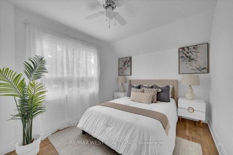 Photo 14 at 73 Seventeenth Street, New Toronto, Toronto