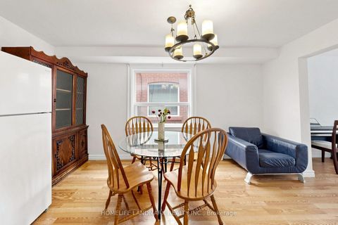 Photo 15 at 484 Glenholme Avenue, Oakwood Village, Toronto