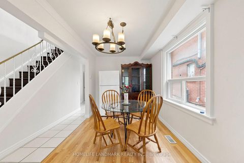 Photo 17 at 484 Glenholme Avenue, Oakwood Village, Toronto