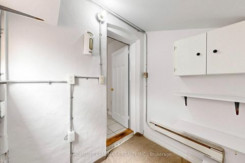 Photo 19 at 484 Glenholme Avenue, Oakwood Village, Toronto