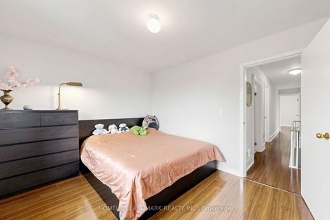 Photo 28 at 484 Glenholme Avenue, Oakwood Village, Toronto