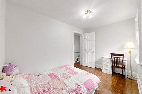 Photo 30 at 484 Glenholme Avenue, Oakwood Village, Toronto