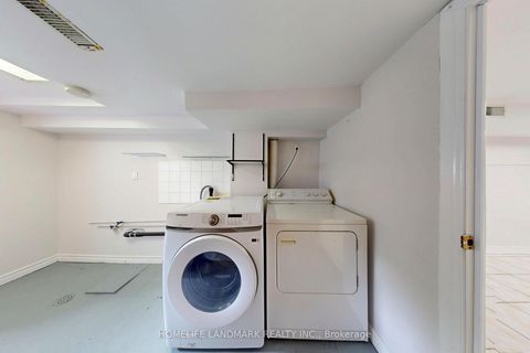 Photo 40 at 484 Glenholme Avenue, Oakwood Village, Toronto