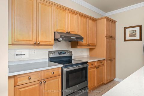 Photo 9 at 212 - 9519 Keele Street, Maple, Vaughan