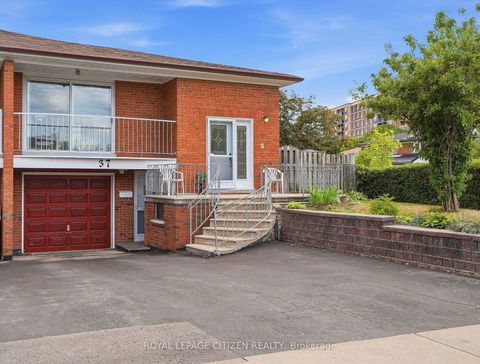 Photo 2 at 37 Firenza Drive, Humber Summit, Toronto