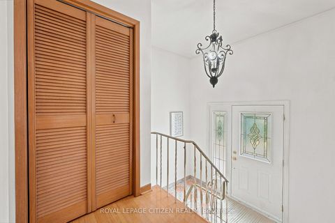 Photo 4 at 37 Firenza Drive, Humber Summit, Toronto