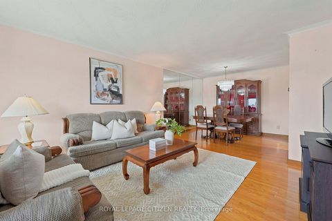 Photo 5 at 37 Firenza Drive, Humber Summit, Toronto