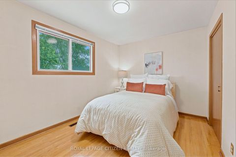 Photo 16 at 37 Firenza Drive, Humber Summit, Toronto