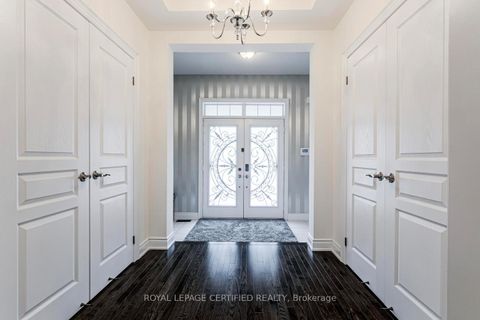 Photo 1 at 41 Danby Street, Kleinburg, Vaughan