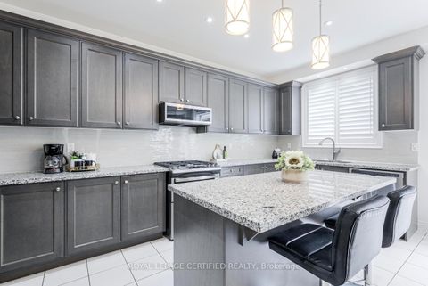 Photo 8 at 41 Danby Street, Kleinburg, Vaughan