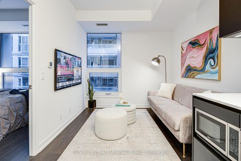Photo 11 at 322 - 55 Mercer Street, Waterfront Communities C1, Toronto