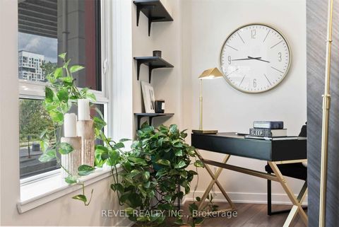 Photo 4 at 215 - 50 Bruyeres Mews, Niagara, Toronto