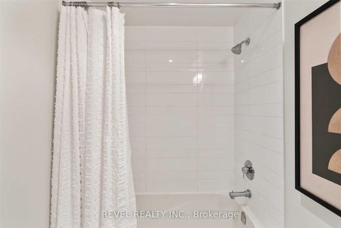Photo 12 at 215 - 50 Bruyeres Mews, Niagara, Toronto
