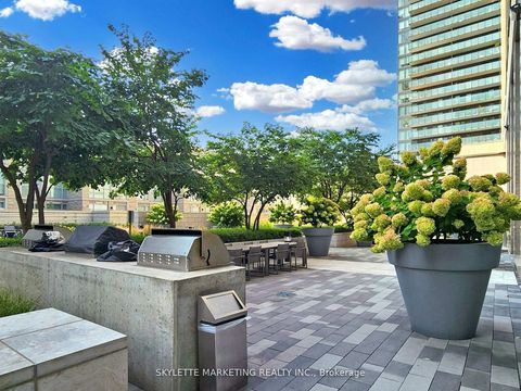 Photo 32 at 1128 - 111 St Clair Avenue W, St. Clair, Toronto