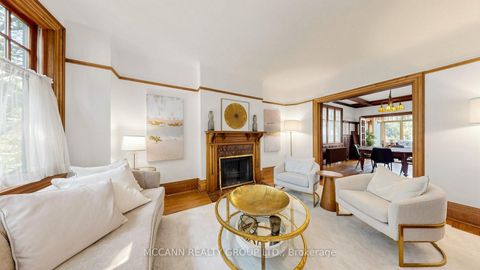 Photo 2 at 252 Sheldrake Boulevard, Mount Pleasant East, Toronto
