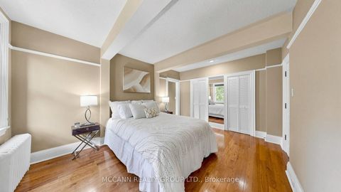 Photo 19 at 252 Sheldrake Boulevard, Mount Pleasant East, Toronto