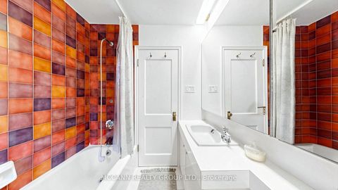 Photo 27 at 252 Sheldrake Boulevard, Mount Pleasant East, Toronto