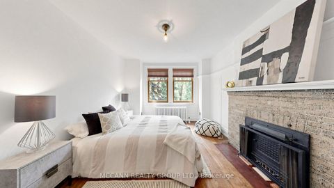 Photo 29 at 252 Sheldrake Boulevard, Mount Pleasant East, Toronto