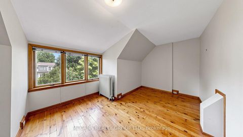 Photo 31 at 252 Sheldrake Boulevard, Mount Pleasant East, Toronto