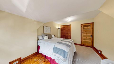 Photo 35 at 252 Sheldrake Boulevard, Mount Pleasant East, Toronto