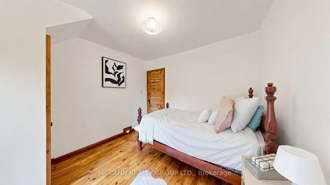 Photo 37 at 252 Sheldrake Boulevard, Mount Pleasant East, Toronto