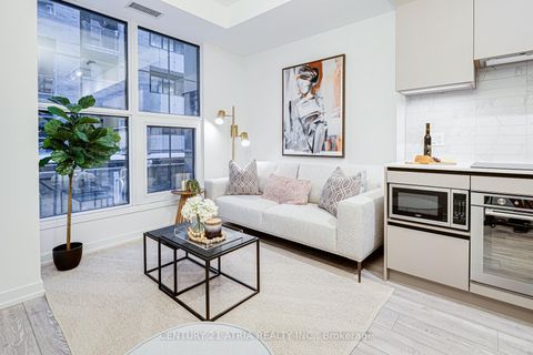 Photo 11 at 308 - 55 Mercer Street, Waterfront Communities C1, Toronto