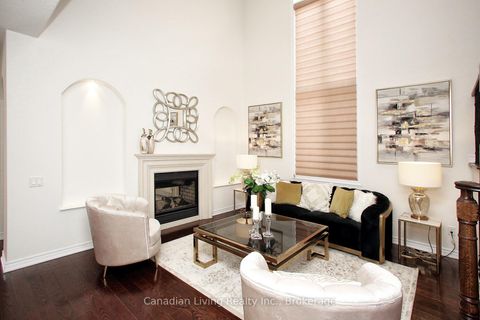Photo 4 at 670 Via Romano Boulevard, Patterson, Vaughan