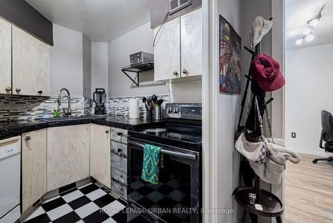 Photo 11 at 505 - 25 Maitland Street, Yonge Corridor, Toronto