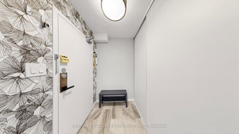 Photo 2 at 914 - 11 Wincott Drive, The Westway, Toronto