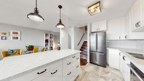Photo 17 at 914 - 11 Wincott Drive, The Westway, Toronto