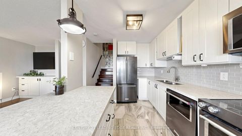Photo 18 at 914 - 11 Wincott Drive, The Westway, Toronto