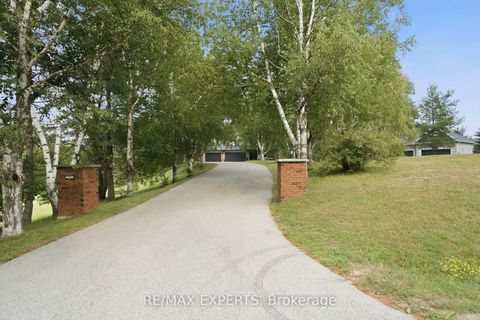 Photo 0 at 2003 Grand Vista Court, Rural Innisfil, Innisfil