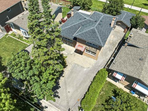 Photo 1 at 51 Baybrook Crescent, Woburn, Toronto