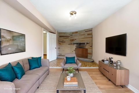 Photo 6 at 51 Baybrook Crescent, Woburn, Toronto