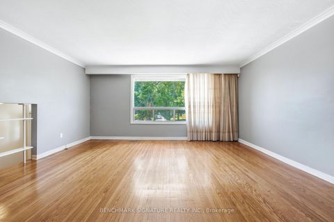 Photo 12 at 51 Baybrook Crescent, Woburn, Toronto
