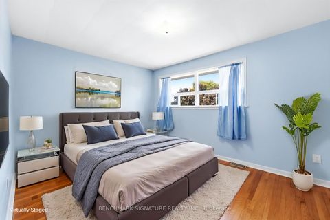 Photo 20 at 51 Baybrook Crescent, Woburn, Toronto
