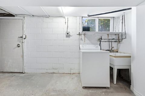 Photo 31 at 51 Baybrook Crescent, Woburn, Toronto