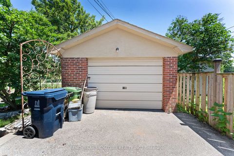 Photo 33 at 51 Baybrook Crescent, Woburn, Toronto