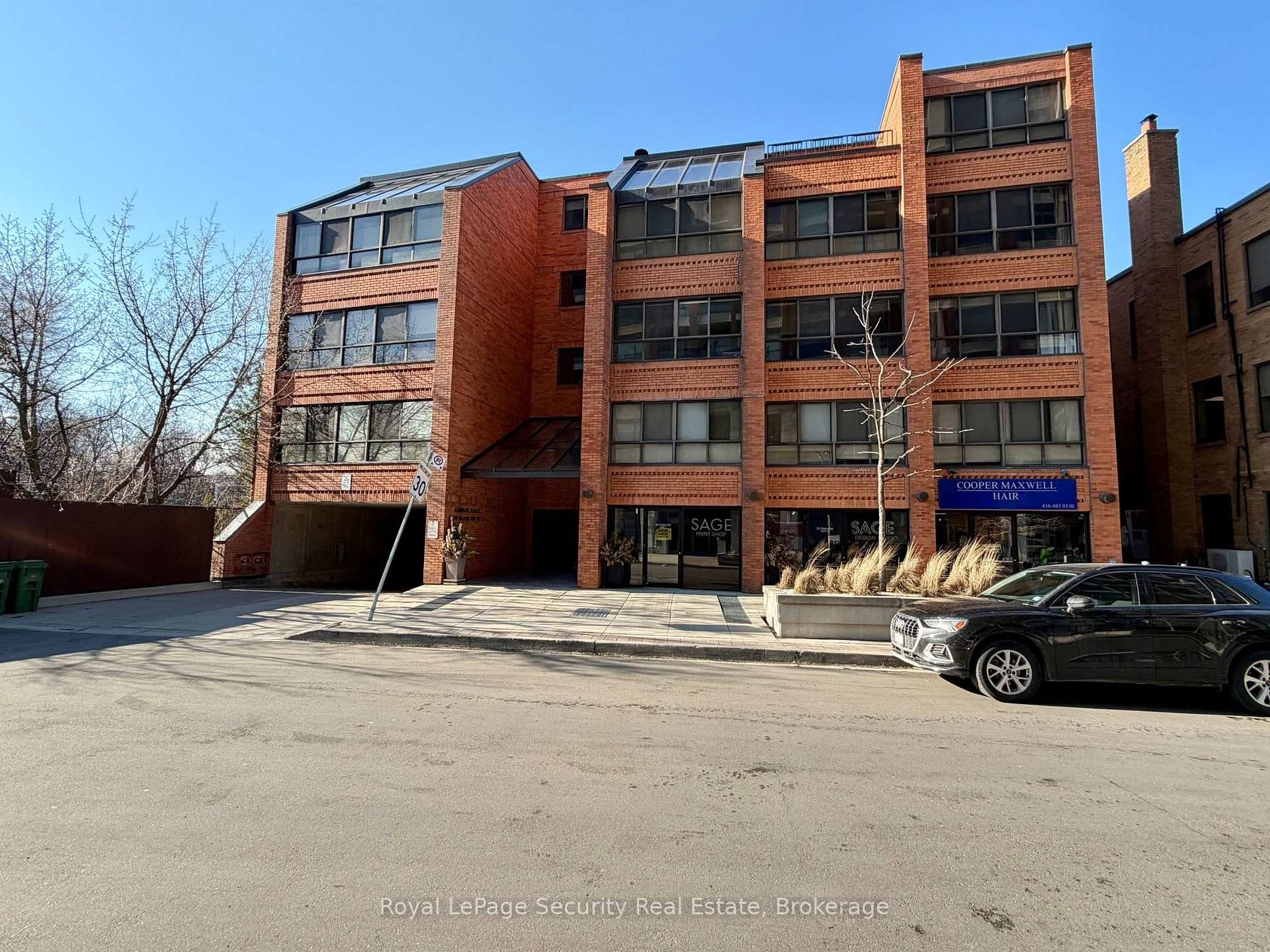 10 - 20 Glebe Road W, Eglinton, Toronto 