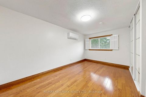 Photo 19 at 145 Old Surrey Lane, South Richvale, Richmond Hill